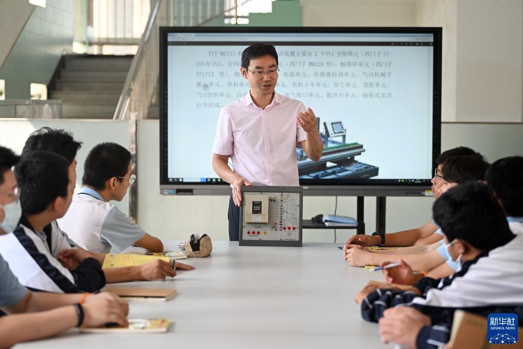 享玩娱乐棋牌